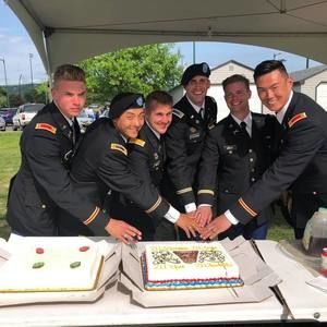 Meet your Posher, Pierson